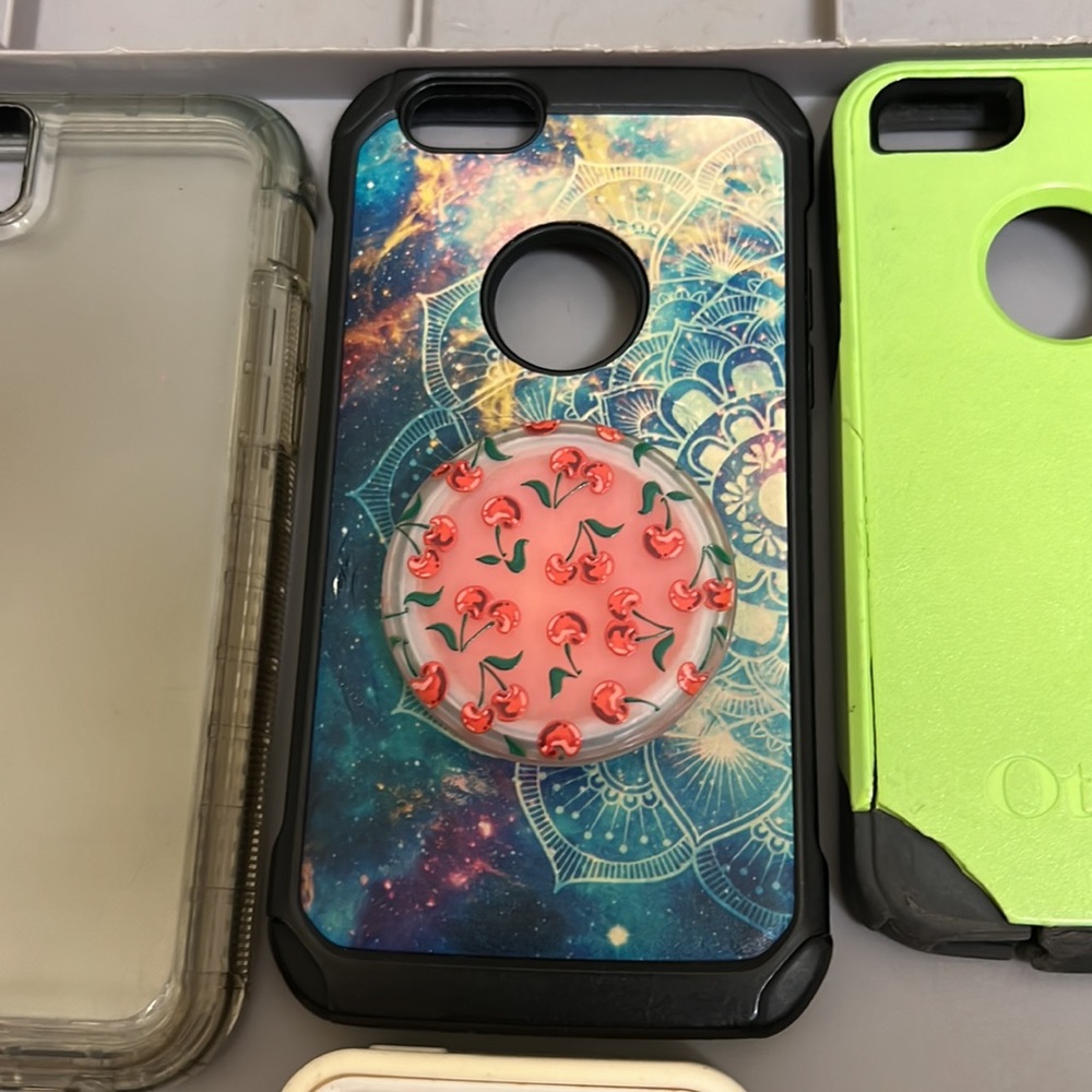 Cell Phone Accessories available with electronic purchase! - Picture 13 of 16